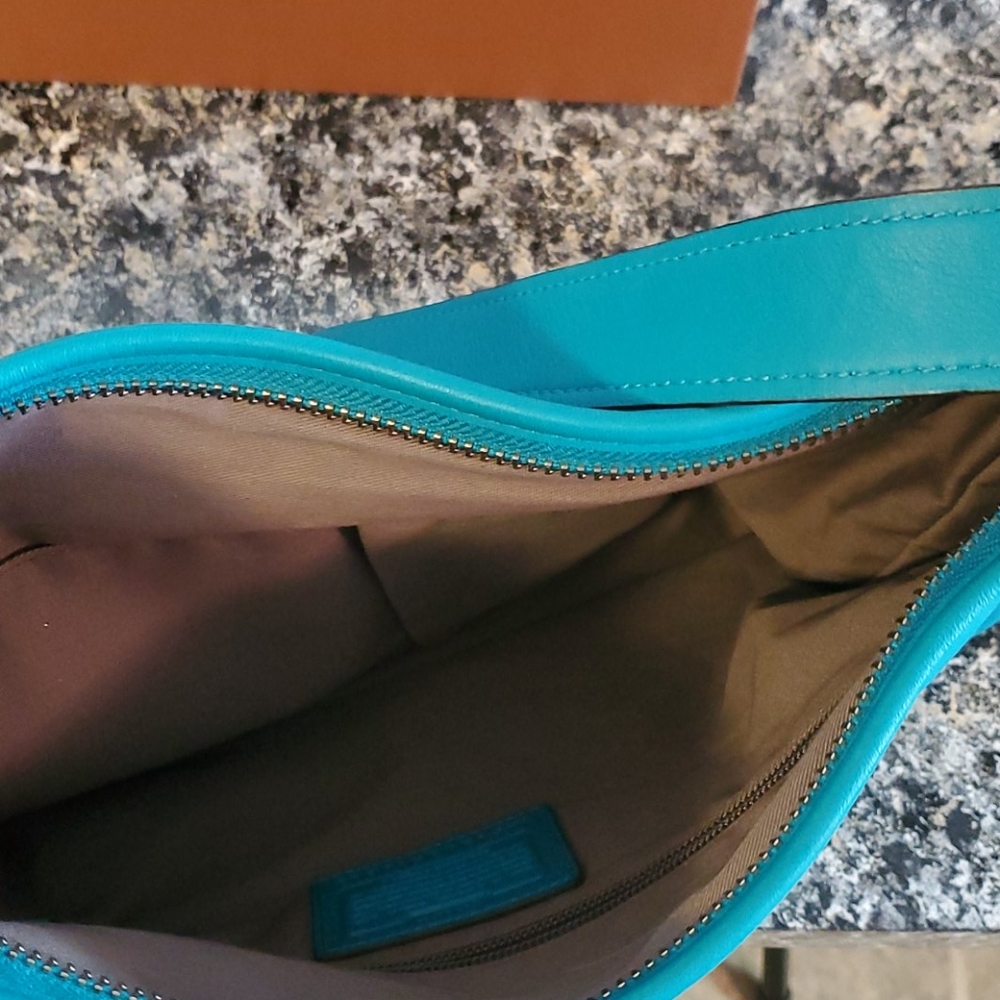 Purse - Picture 3 of 3